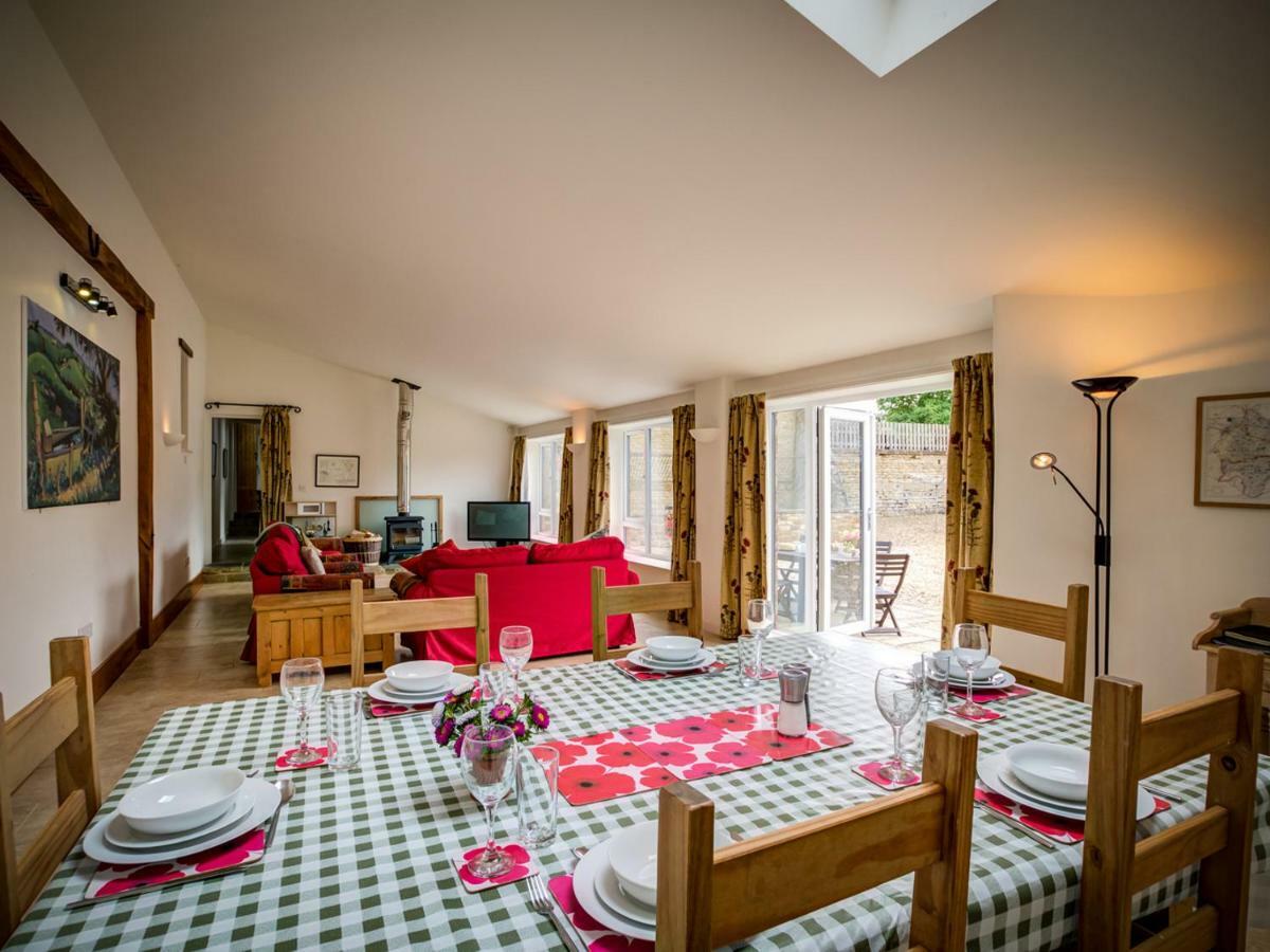Villa Wytons Piece Cherington Esterno foto