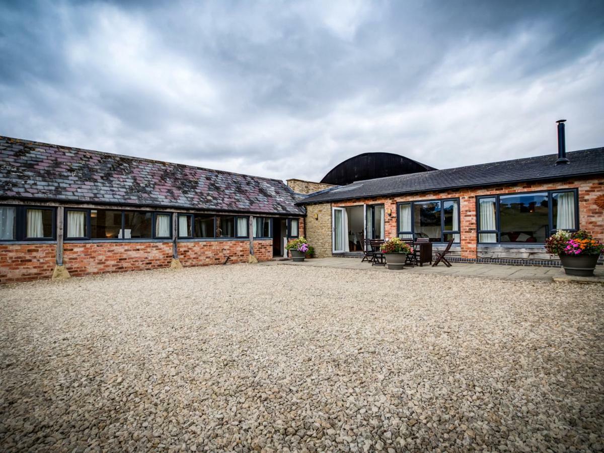 Villa Wytons Piece Cherington Esterno foto
