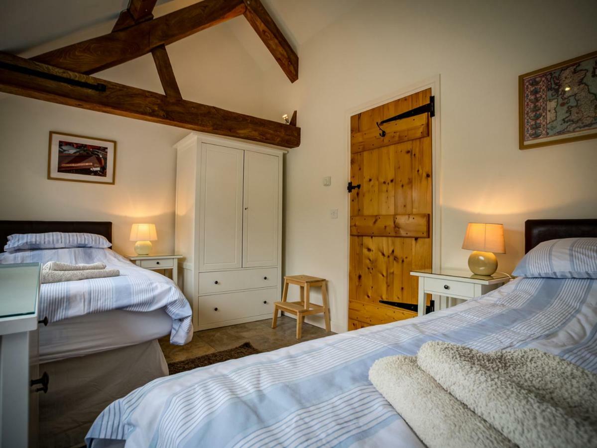 Villa Wytons Piece Cherington Esterno foto