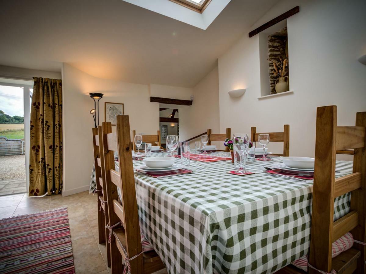 Villa Wytons Piece Cherington Esterno foto