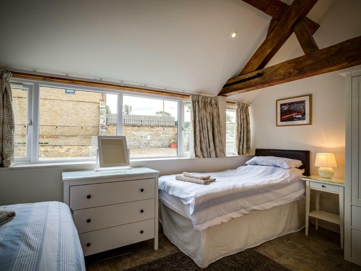 Villa Wytons Piece Cherington Esterno foto