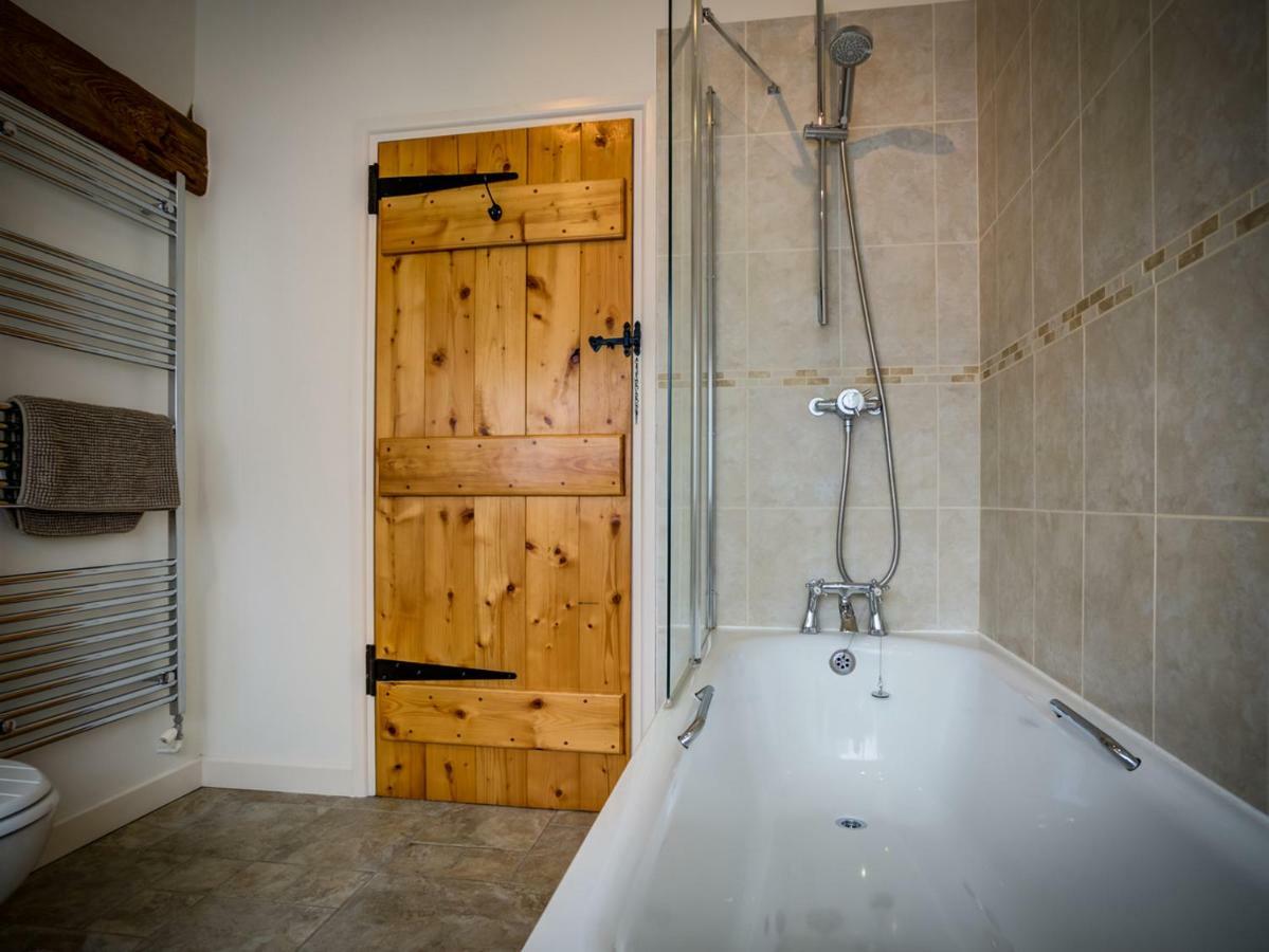 Villa Wytons Piece Cherington Esterno foto